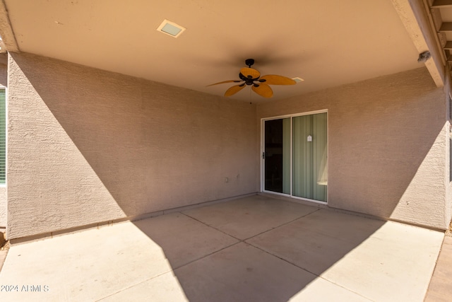 view of patio / terrace with ceiling fan