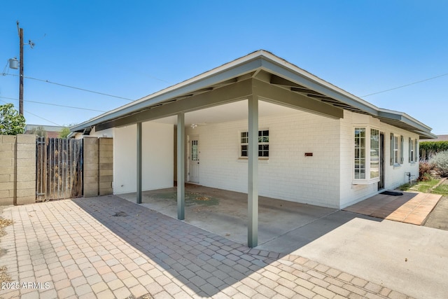 3001 N 21st Ave, Phoenix, AZ 85015 - view of patio / terrace with a carport