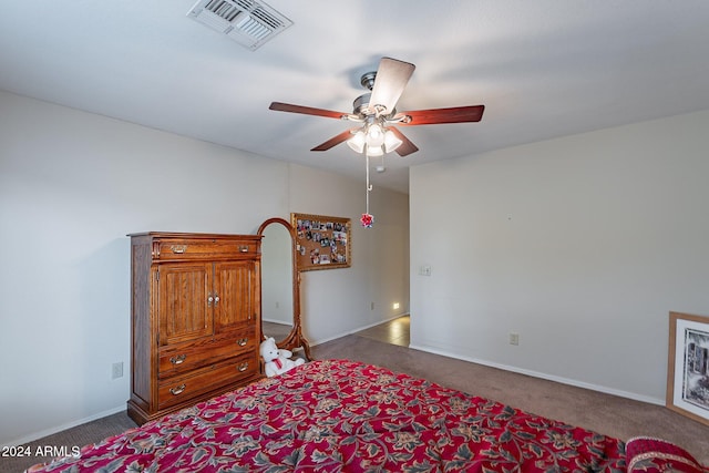 bedroom featuring carpet and ceiling fan