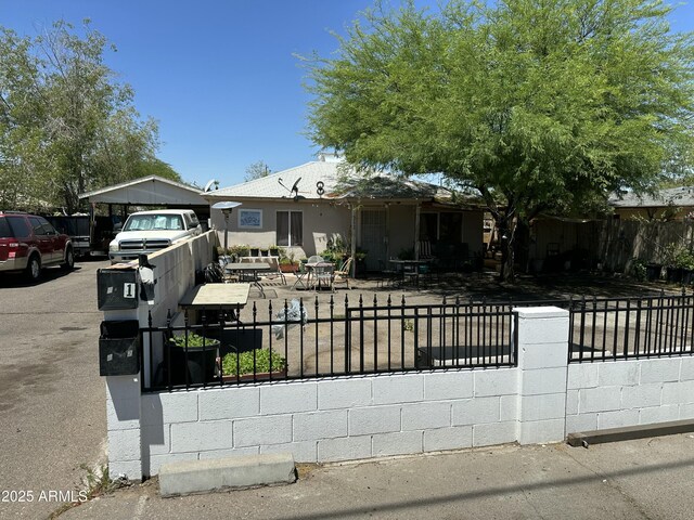 2020 N 20th St Frnt, Frnt, Phoenix, AZ 85006 - view of front of property featuring a fenced front yard
