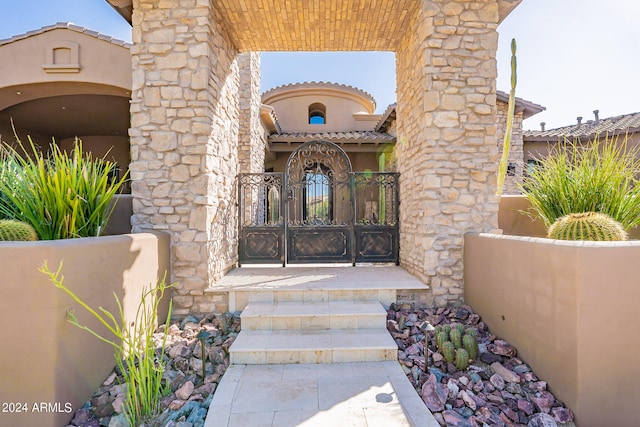 view of entrance to property