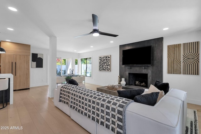 10360 N 98th St, Scottsdale, AZ 85258 - living area with a ceiling fan, baseboards, recessed lighting, and light wood finished floors