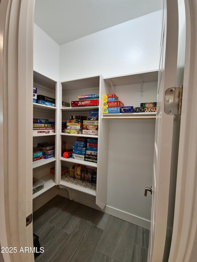 9187 W Parkside Ln, Peoria, AZ 85383 - view of pantry