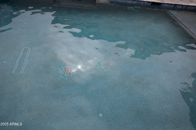 9187 W Parkside Ln, Peoria, AZ 85383 - view of swimming pool