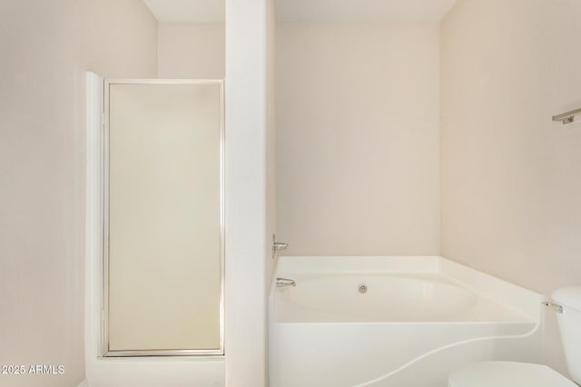 11511 E Renata Ave, Mesa, AZ 85212 - full bathroom featuring a stall shower, toilet, and a garden tub