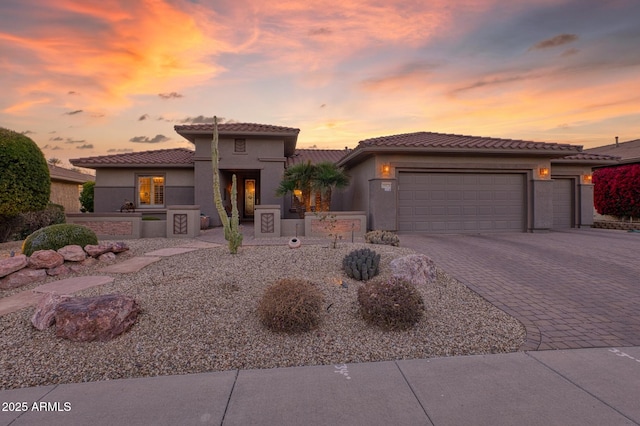 view of front of house featuring a garage