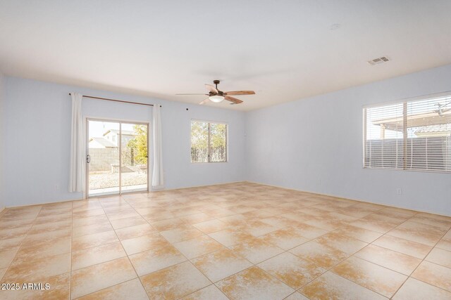 dining area with ceiling fan