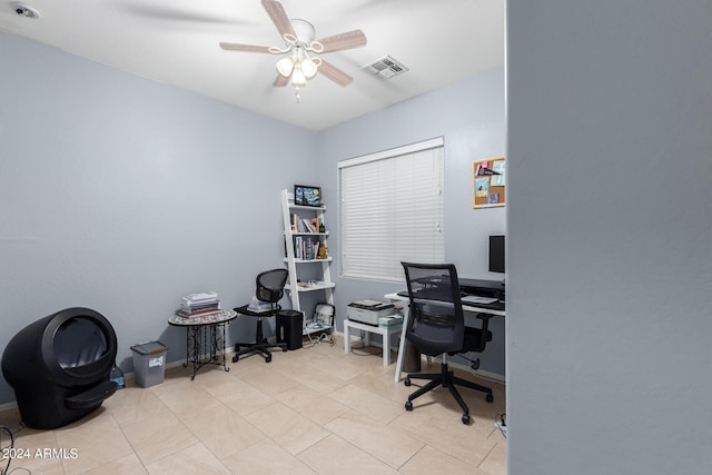 office area with ceiling fan