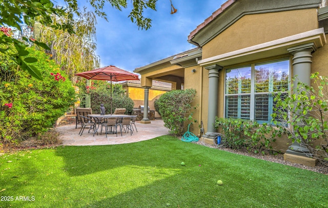 view of yard with a patio area