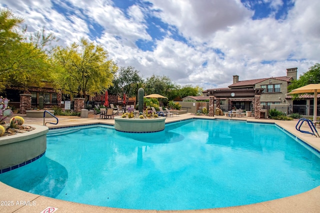 20750 N 87th St Unit 2062, Scottsdale, AZ 85255 - community pool with a patio