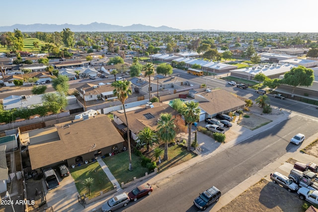 bird's eye view featuring a mountain view