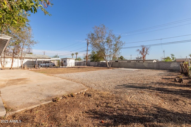 view of yard featuring fence