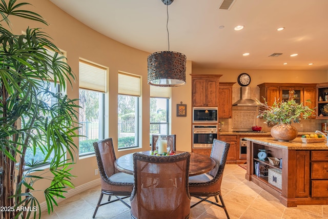 9905 N 78th Pl, Scottsdale, AZ 85258 - dining room with visible vents, baseboards, recessed lighting, and light tile patterned floors