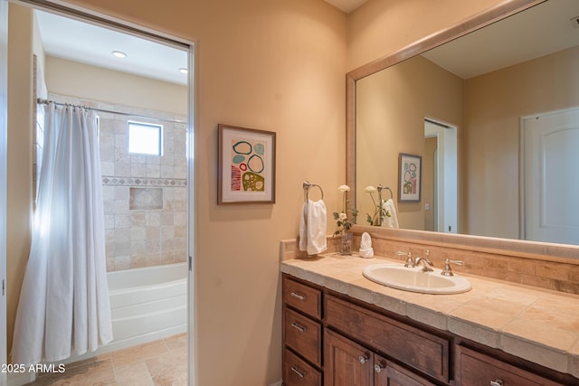 9905 N 78th Pl, Scottsdale, AZ 85258 - bathroom with vanity and shower / bath combination with curtain