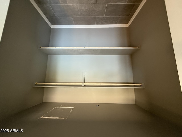 5042 S 22nd St, Phoenix, AZ 85040 - view of closet