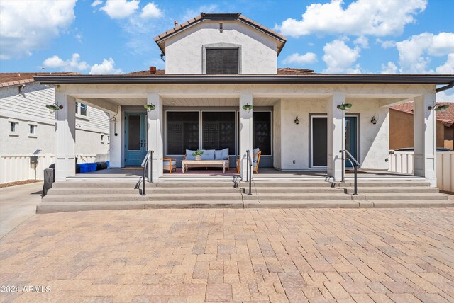 view of front of home with covered porch