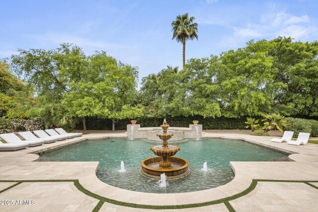 6852 E Fanfol Dr, Paradise Valley, AZ 85253 - view of swimming pool featuring a patio