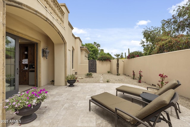 6852 E Fanfol Dr, Paradise Valley, AZ 85253 - view of patio / terrace with a fenced backyard
