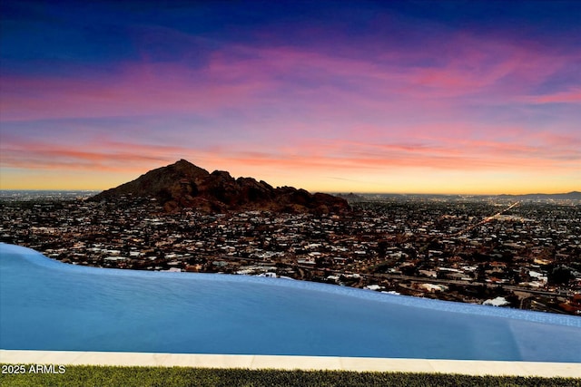 water view featuring a mountain view