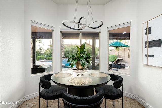 dining room with an inviting chandelier