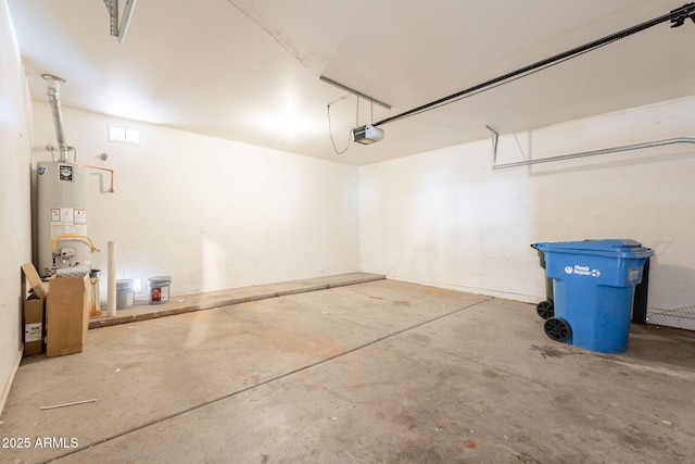 4010 W Fremont Rd, Phoenix, AZ 85041 - garage featuring gas water heater and a garage door opener