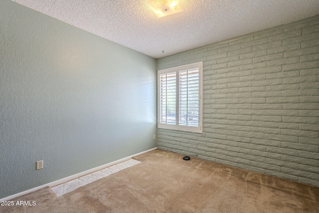 1530 E Loma Ln, Phoenix, AZ 85020 - empty room with carpet and a textured ceiling