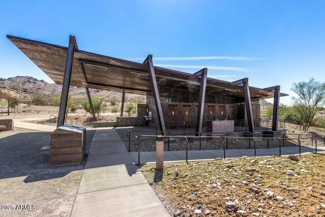 1530 E Loma Ln, Phoenix, AZ 85020 - view of property's community