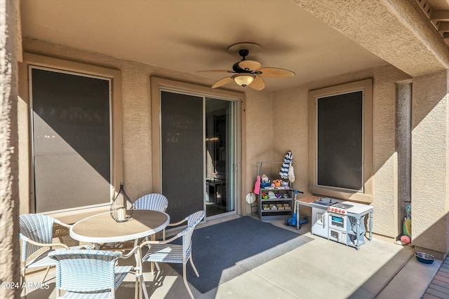 view of patio with ceiling fan