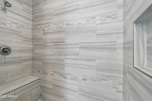 19023 E Buckskin Ct, Rio Verde, AZ 85263 - bathroom featuring a tile shower