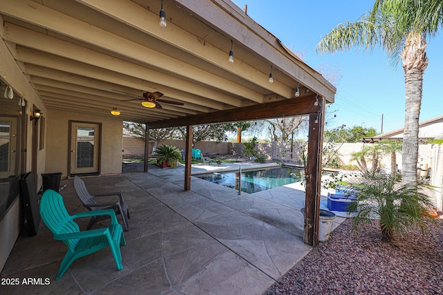 6640 W Honeysuckle Dr, Phoenix, AZ 85083 - view of patio / terrace featuring ceiling fan