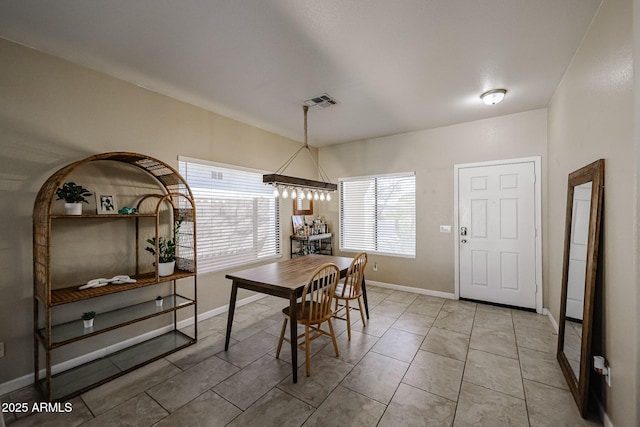 6640 W Honeysuckle Dr, Phoenix, AZ 85083 - view of tiled dining space