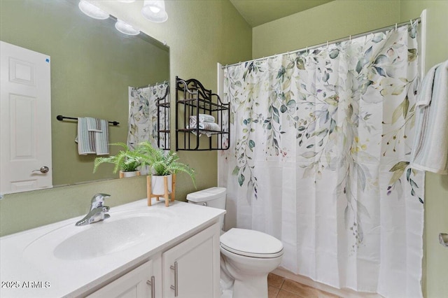 4459 E Desert Wind Dr, Phoenix, AZ 85044 - bathroom with vanity, tile patterned floors, and curtained shower