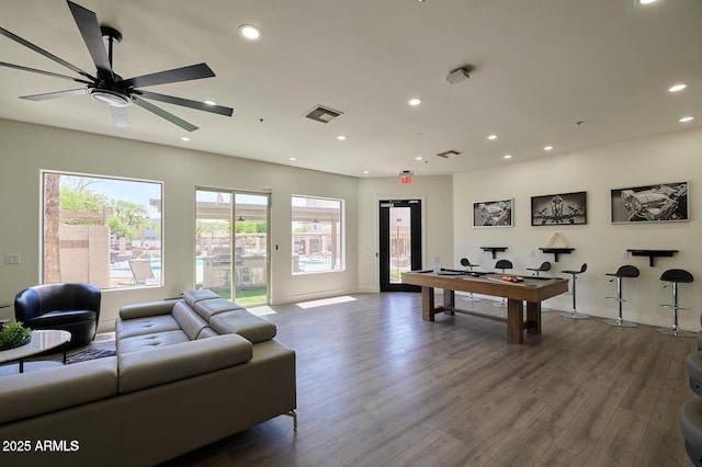 920 E Devonshire Ave Unit 4004, Phoenix, AZ 85014 - rec room featuring wood finished floors, billiards, recessed lighting, and a ceiling fan