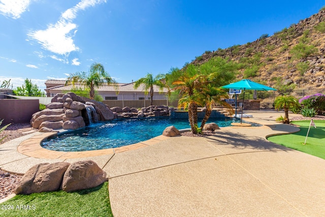 9845 E Inglewood St, Mesa, AZ 85207 - view of pool with a fenced backyard, a fenced in pool, and a patio