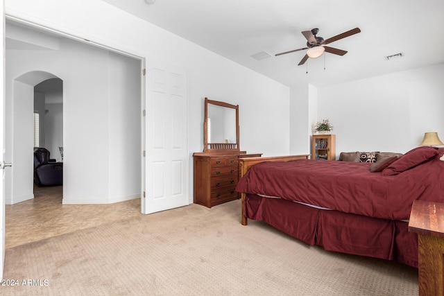 9845 E Inglewood St, Mesa, AZ 85207 - bedroom featuring a ceiling fan, arched walkways, visible vents, and carpet flooring