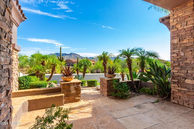 9845 E Inglewood St, Mesa, AZ 85207 - view of patio / terrace with a mountain view