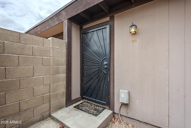 view of entrance to property