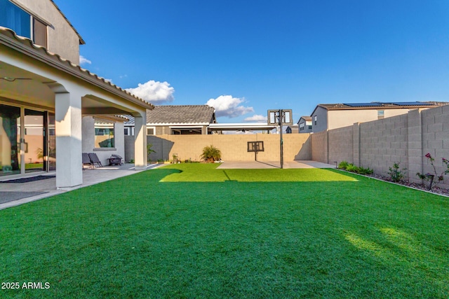 view of yard with a patio