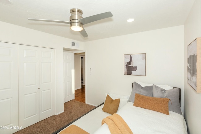 bedroom with recessed lighting, a closet, visible vents, carpet flooring, and ceiling fan