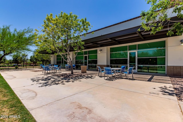 2881 N Riverside Dr, Florence, AZ 85132 - view of patio / terrace featuring fence