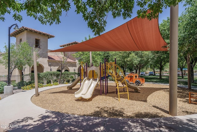 26404 W Zachary Dr, Buckeye, AZ 85396 - communal playground featuring fence