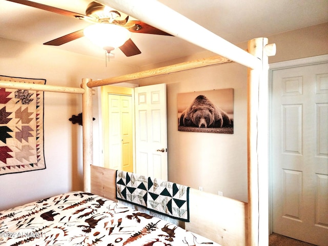 bedroom featuring ceiling fan