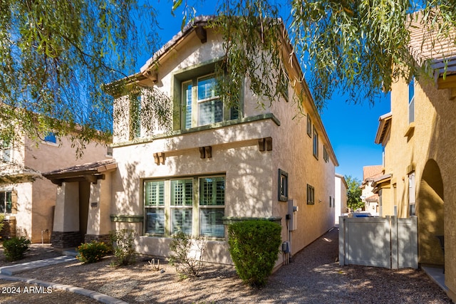 view of front of home