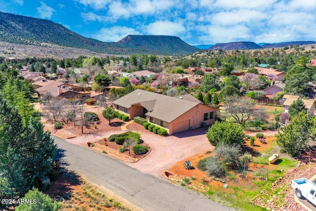 bird's eye view with a mountain view