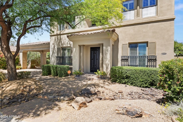 view of property entrance