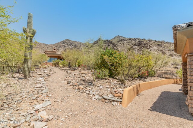 11550 E Paradise Ln, Scottsdale, AZ 85255 - view of mountain background