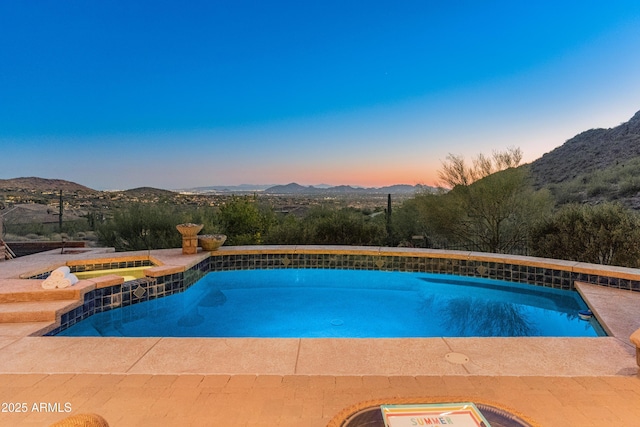 11550 E Paradise Ln, Scottsdale, AZ 85255 - view of swimming pool featuring a mountain view and a pool with connected hot tub