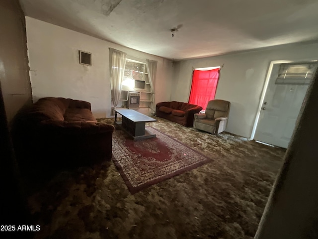 829 W Spray St, Superior, AZ 85173 - view of living area