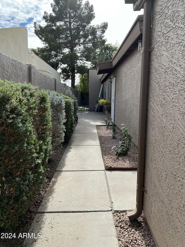 5839 E Norwood St, Mesa, AZ 85215 - view of yard with fence