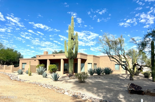 view of front of home